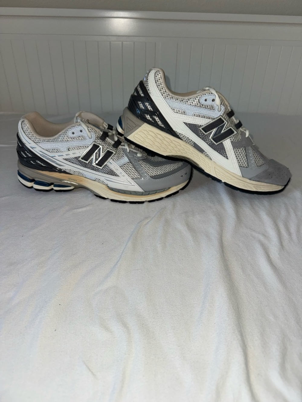 Men’s New Balance 1906U Shoes - Picture 3 of 9